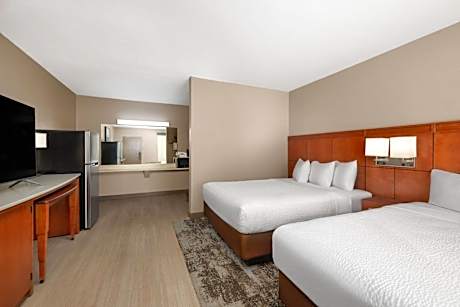 Queen Room with Two Queen Beds - Non-Smoking