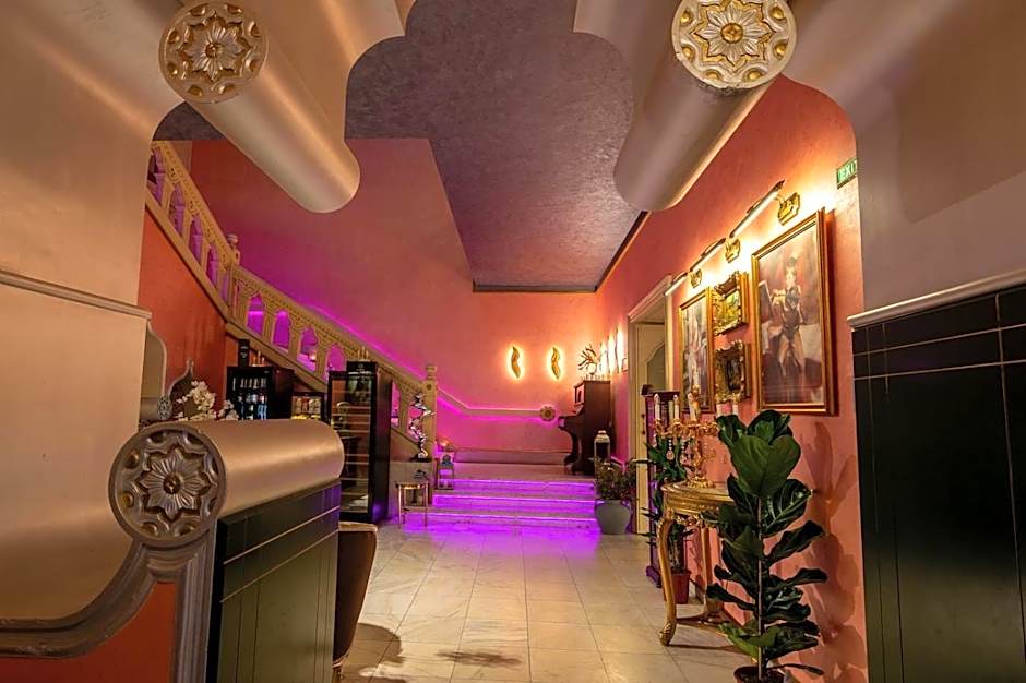 Hotel Lido by Phoenicia