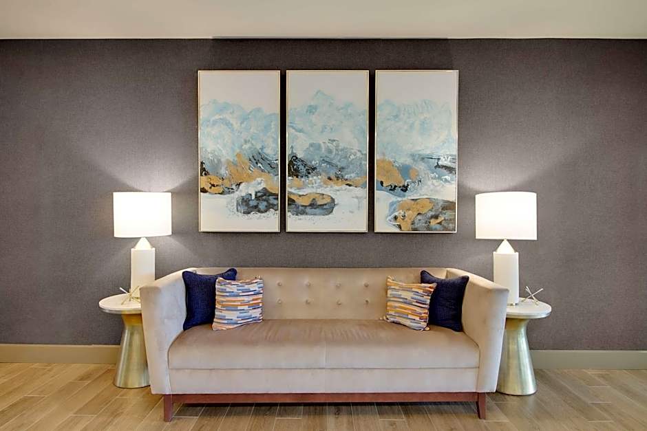 Hampton Inn By Hilton Birmingham-Colonnade 280