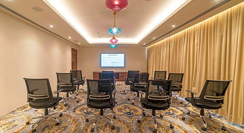 Hawthorn Suites by Wyndham Dwarka