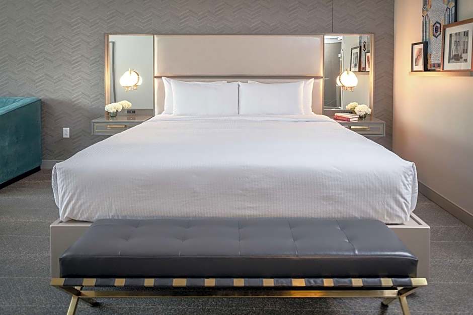 Tulsa Club Hotel Curio Collection By Hilton