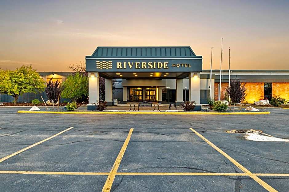 Photo 1 of 95 of Riverside Hotel & Conference Center