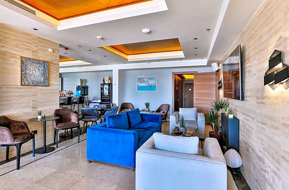 Hotel California by Aycon