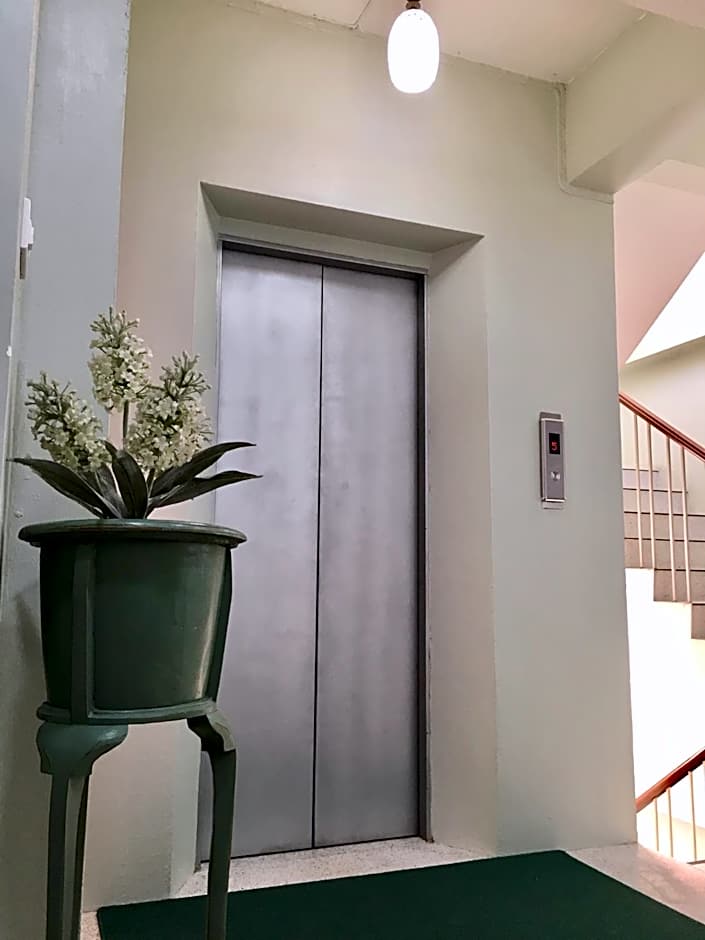 PierView Rooms