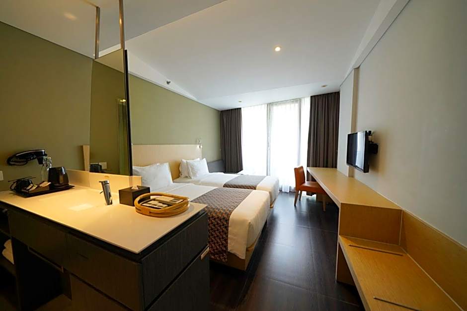 Photo 1 of 6 of Deluxe 2 Beds
