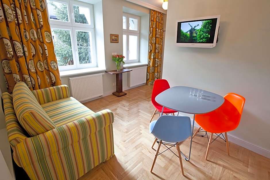 Crystal Suites Chez Helena