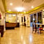 Le Hua Hotel
