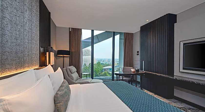 JHL Solitaire Gading Serpong