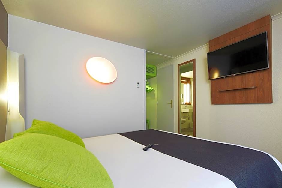 Campanile Villejust - za Courtaboeuf