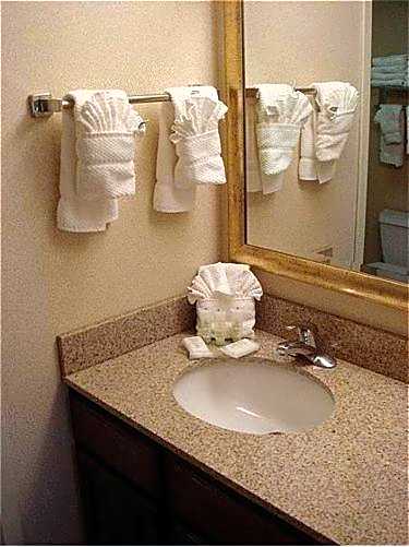 Staybridge Suites Indianapolis-Airport By IHG