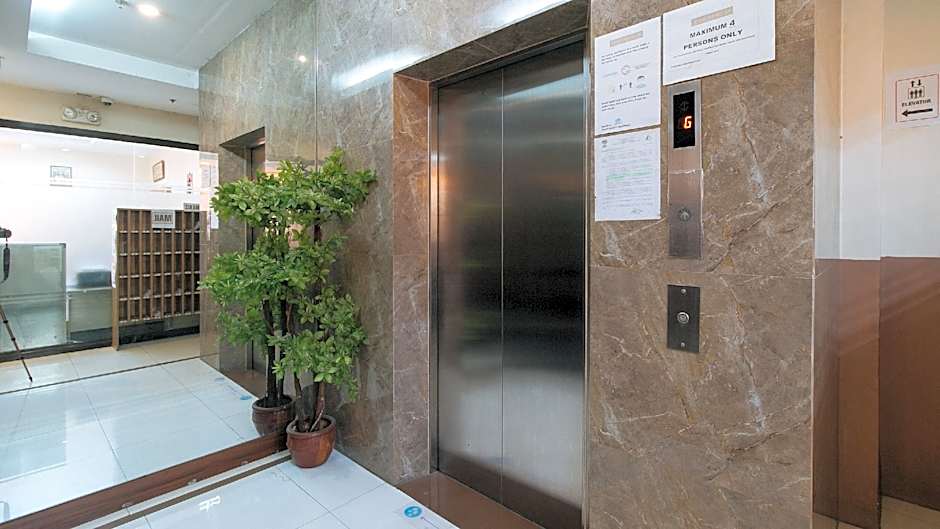 RedDoorz Plus @ Kamuning Quezon City