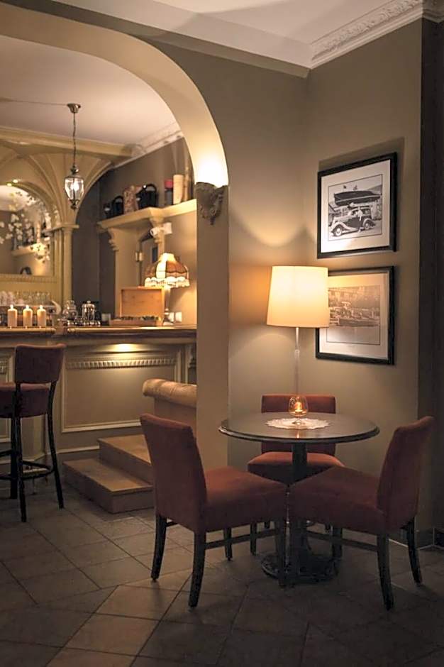 Amalia - noclegi i restauracja