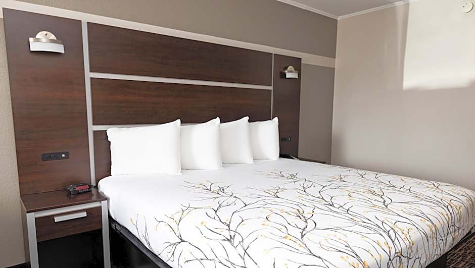 Magnuson Hotel Virginia Beach