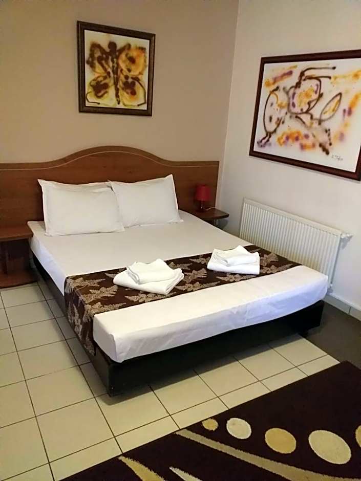 Hotel Tranzzit