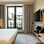 Moxy Brussels City Center