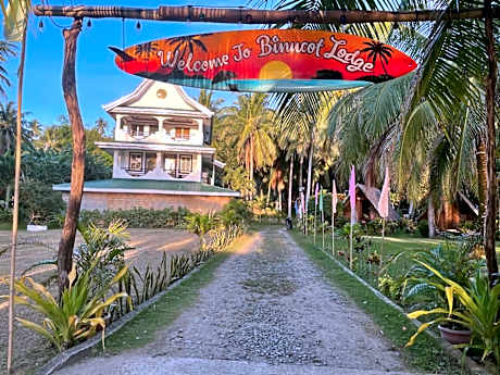 Binucot Lodge Fan Room