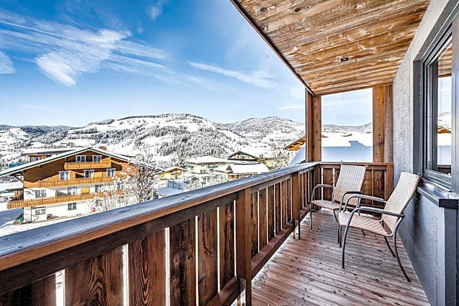 ALMMONTE SENSUM SUITES - Funky Living Hotel