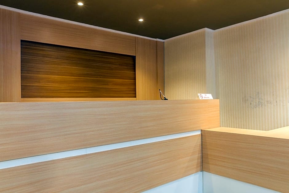 RedDoorz Plus @ Dipatiukur