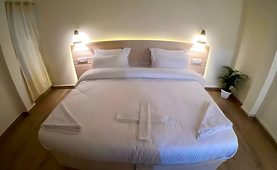 Hotel Ganga Monastery