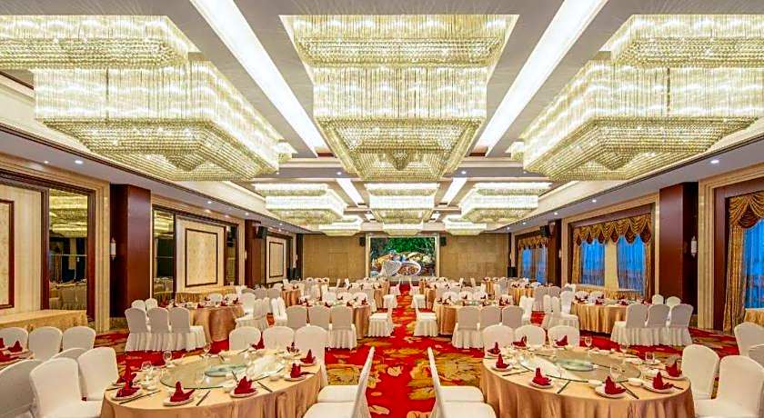 Taishun Xiangzhou New Century Hotel