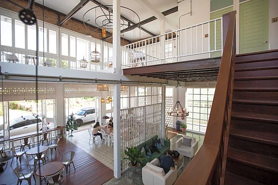 Memmoth Hostel In Lampang