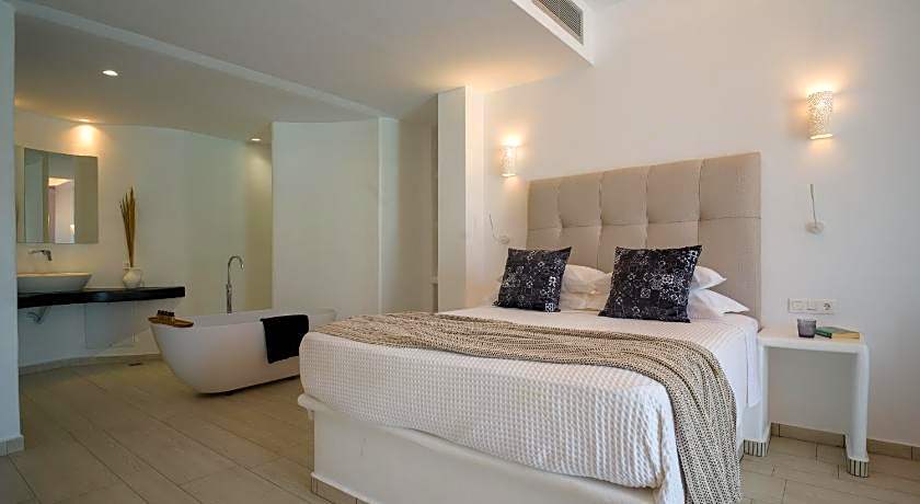 Arte And Mare Luxury Suites And Spa Hotel