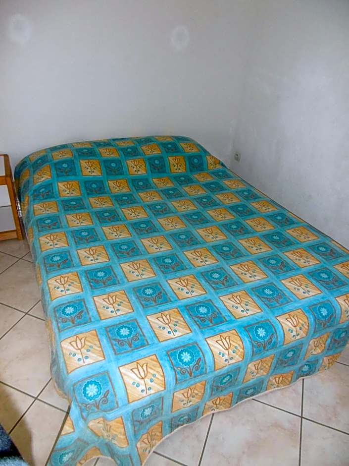 HOLIDAYLAND BAIE DES OLIVIERS VILLA 36m2 1chambre fermée 6 couchages ou VILLA 41M2 2chambres fermées 7 couchages
