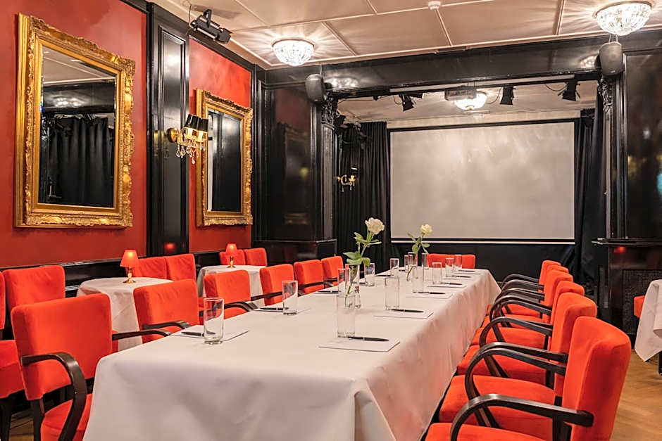 Apollofirst Boutique Hotel