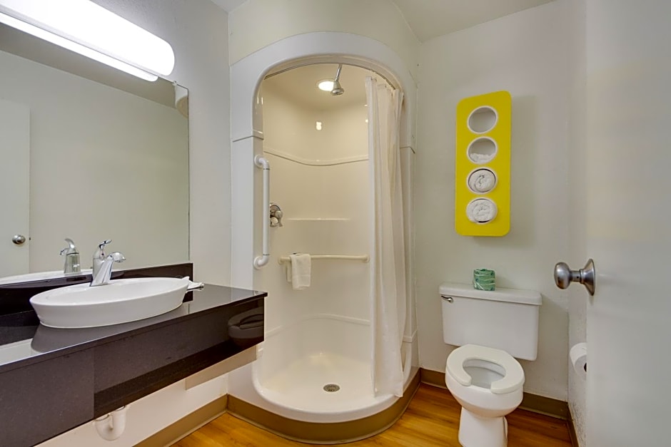 Avera Suites