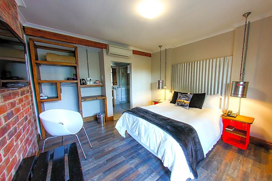 Tsitsikamma Village Inn