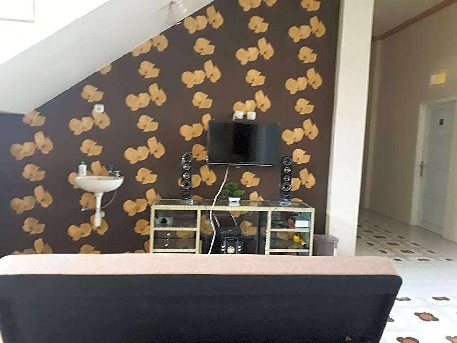 OYO 91162 Homestay Ansyariah Syariah