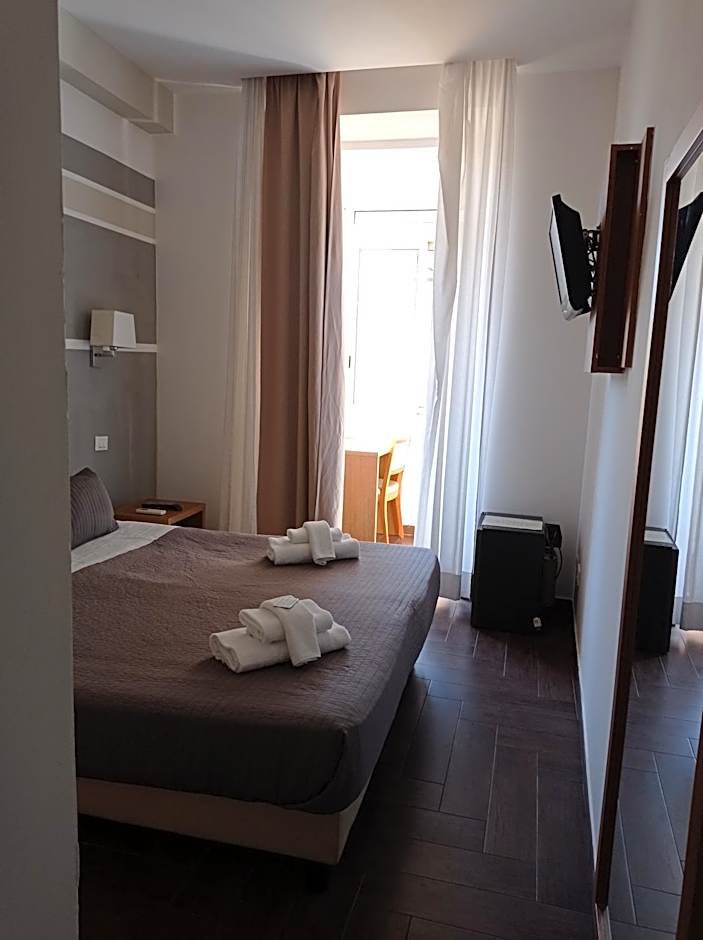 Rome Travellers Hotel