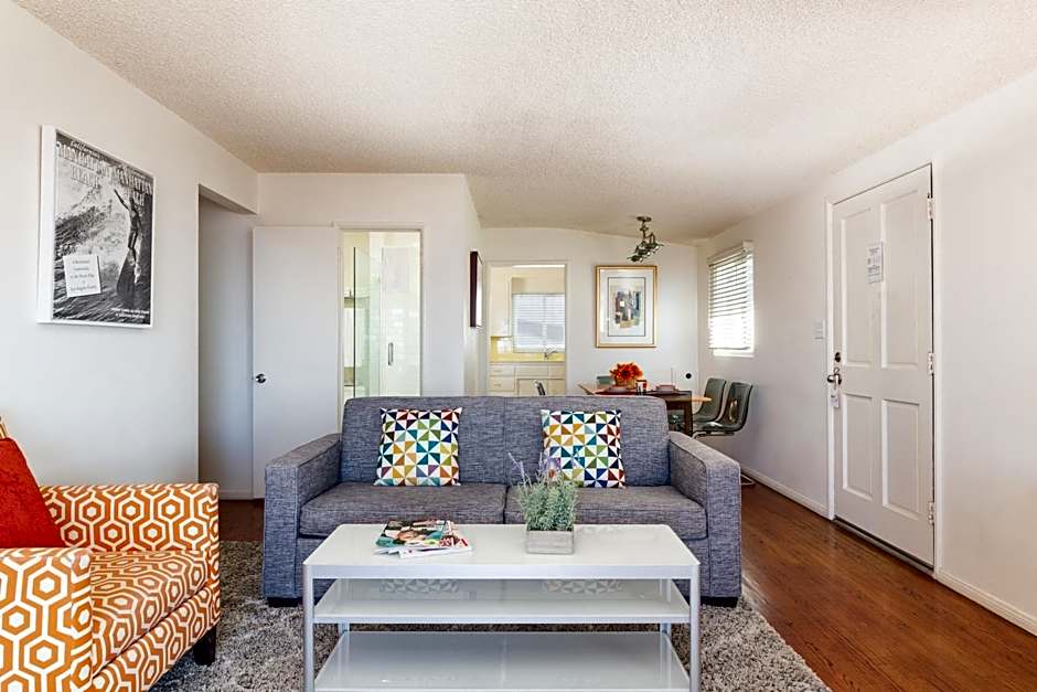 The Sea View Inn At The Beach