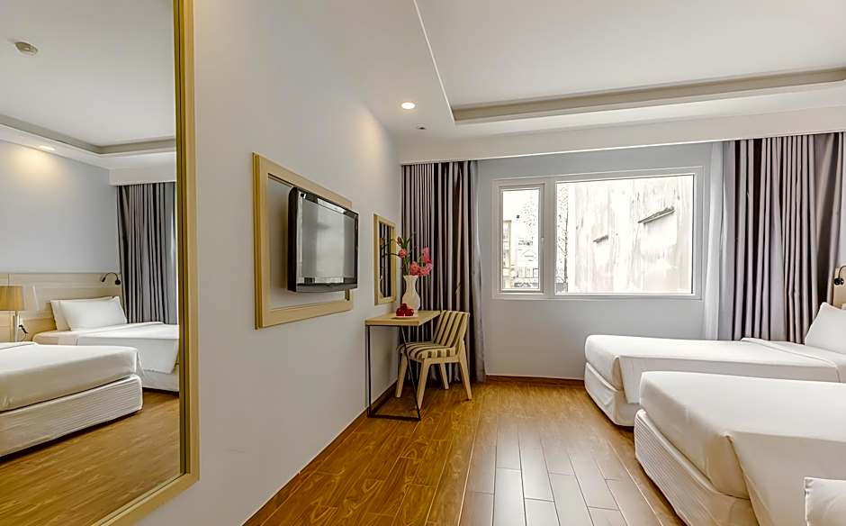 Viet Lotus Saigon Hotel