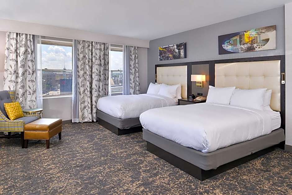 DoubleTree by Hilton Hotel Utica