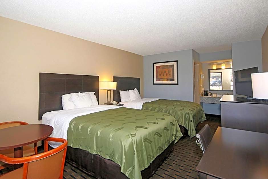 Quality Inn Clinton - Laurens I-26