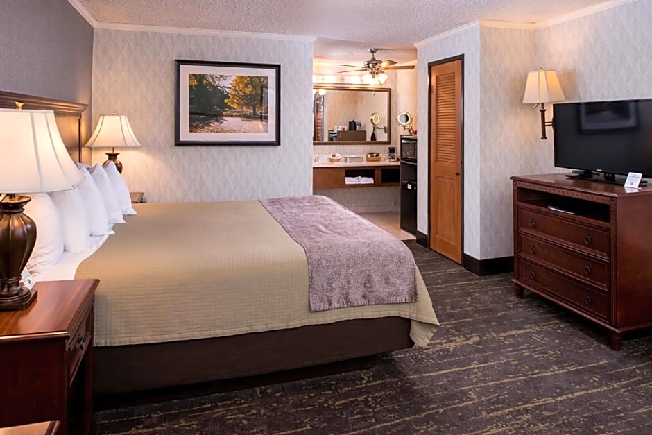 Best Western Plus Black Oak