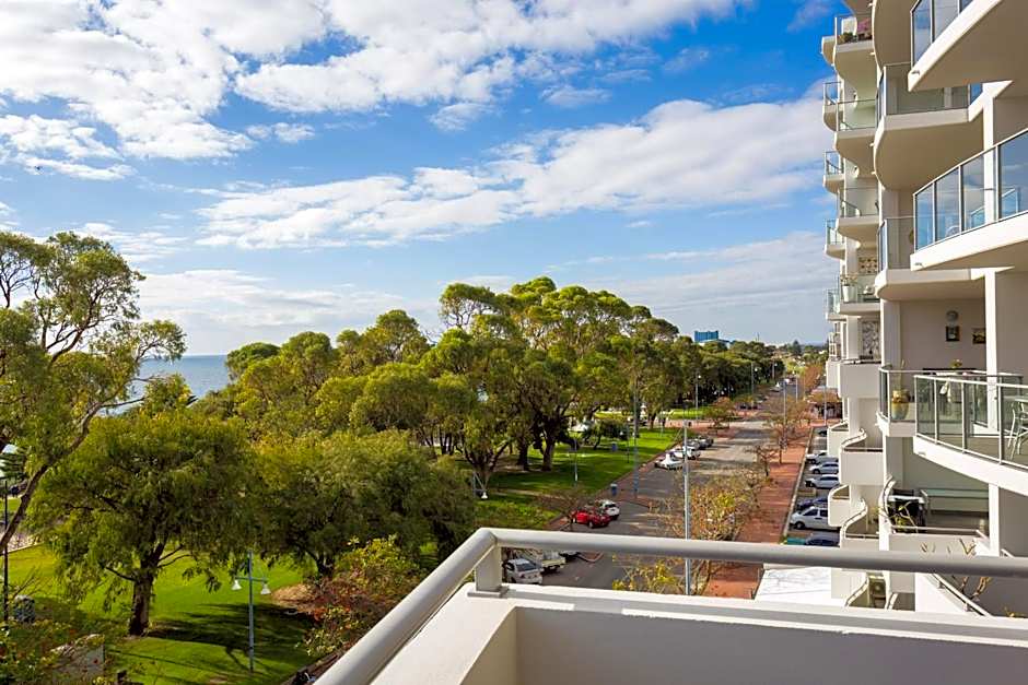 Nautilus by Rockingham Apartments