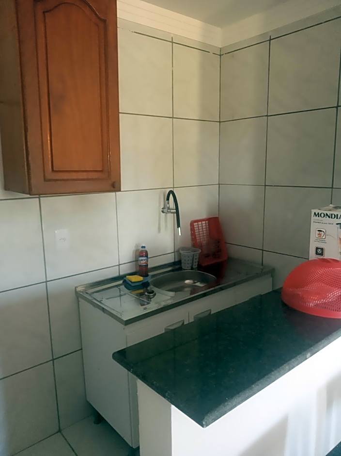 Casa do Mochileiro Airport Hostel & Pousada