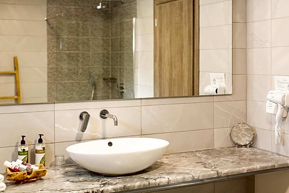 WHITE DONKEY BOUTIQUE Hotel