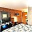 Motel 6-Eau Claire, WI