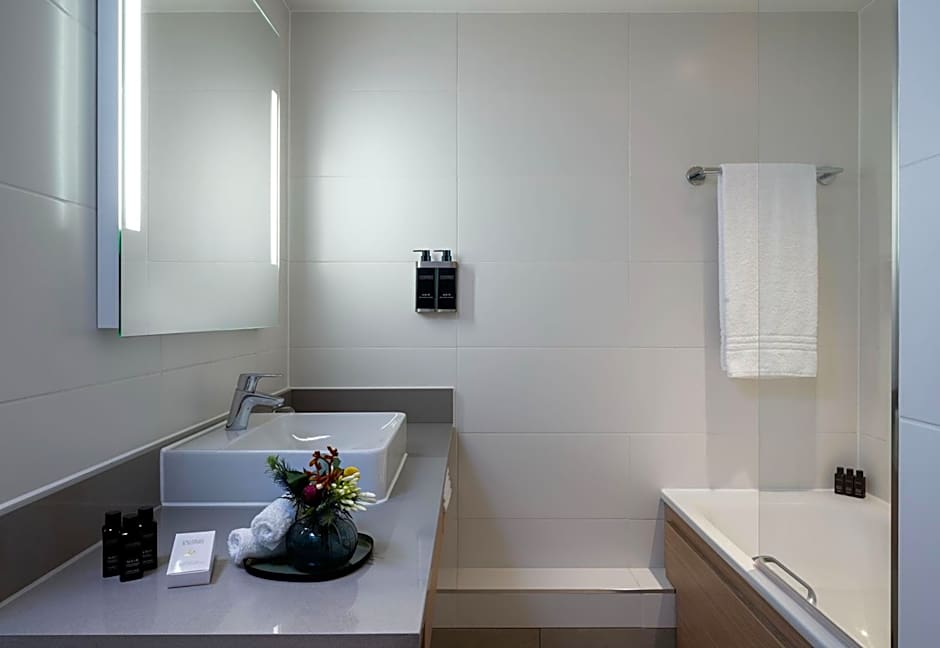 Leonardo Royal Hotel Brighton Waterfront