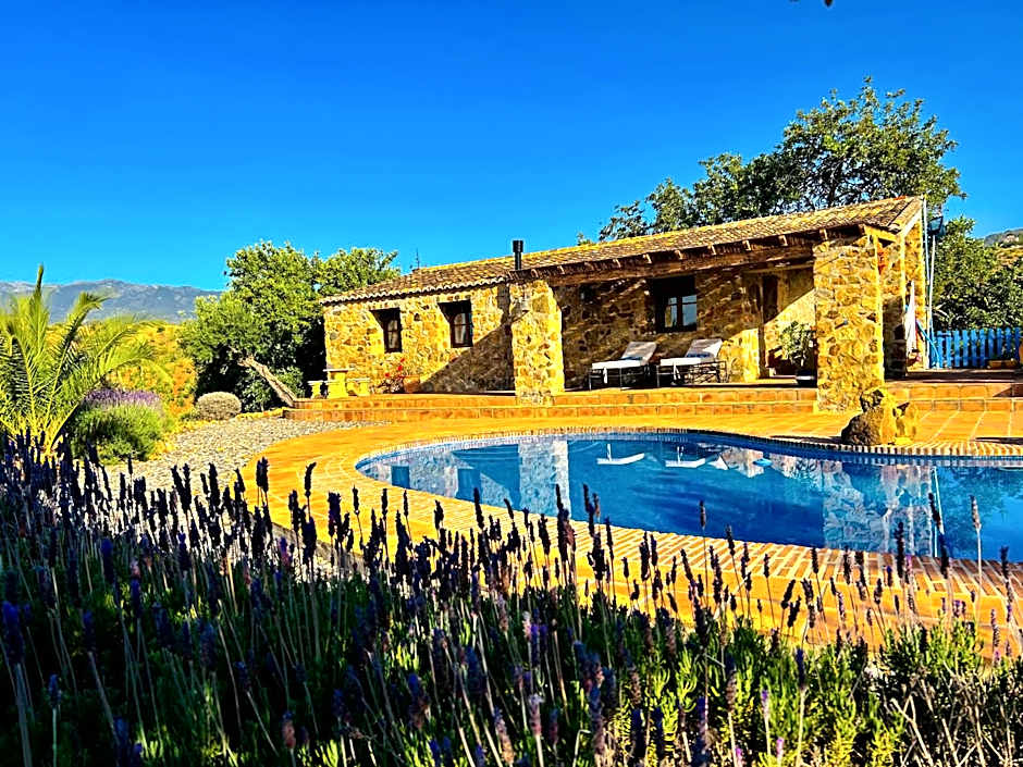 Super cosy house with private pool and amazing view