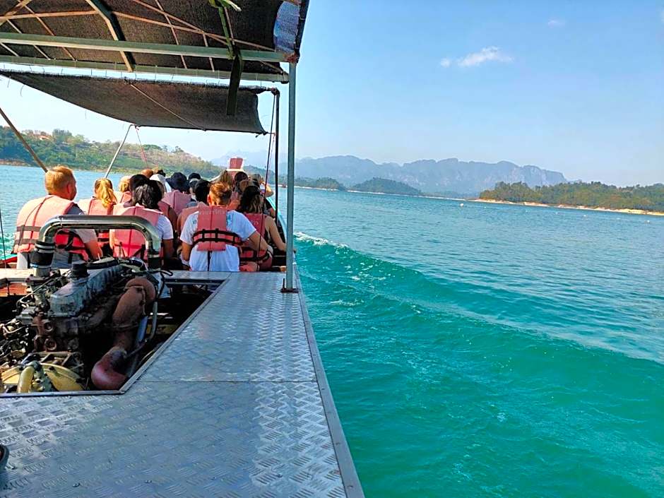 Khaosok Secret Hostel