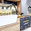 Route Hotel