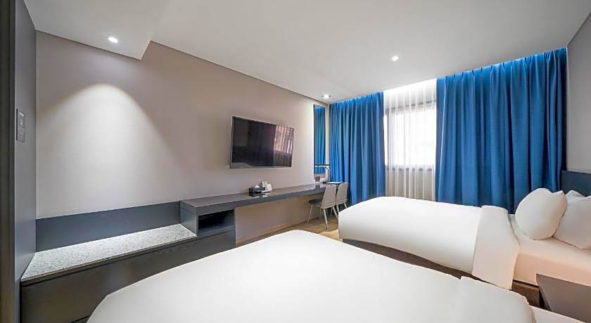 Rivertain Hotel Gyeongju