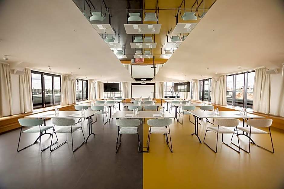 Wellton Riverside SPA Hotel