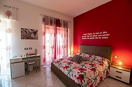 Double Room with Balcony and Sea View