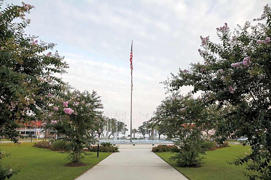 Centennial Plaza Resort Gulfport