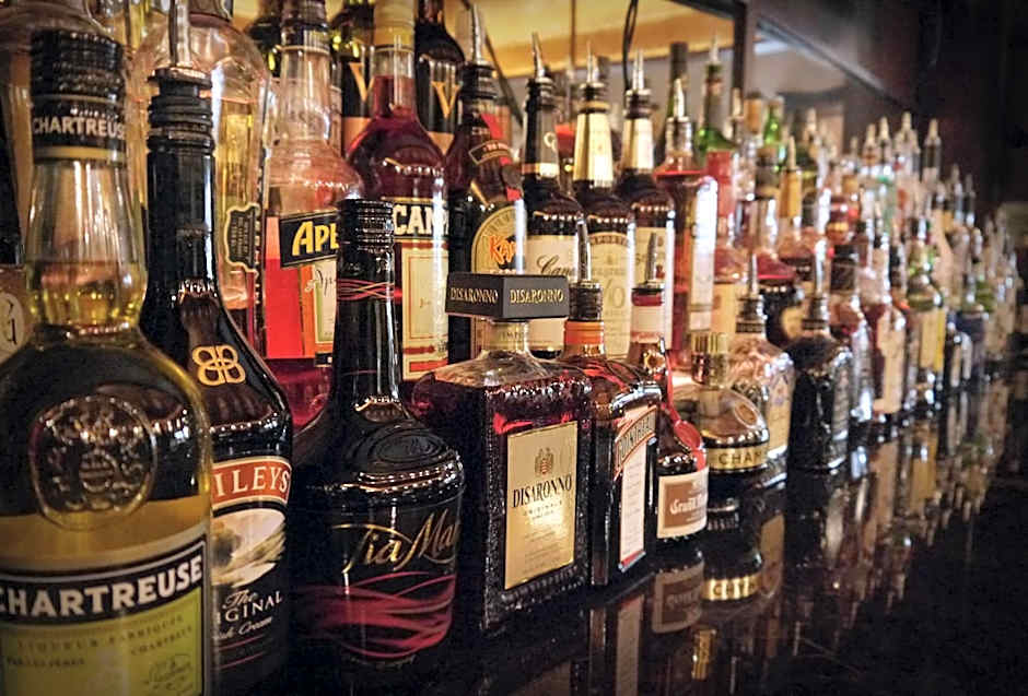 Fort Pontchartrain Detroit, a Wyndham Hotel